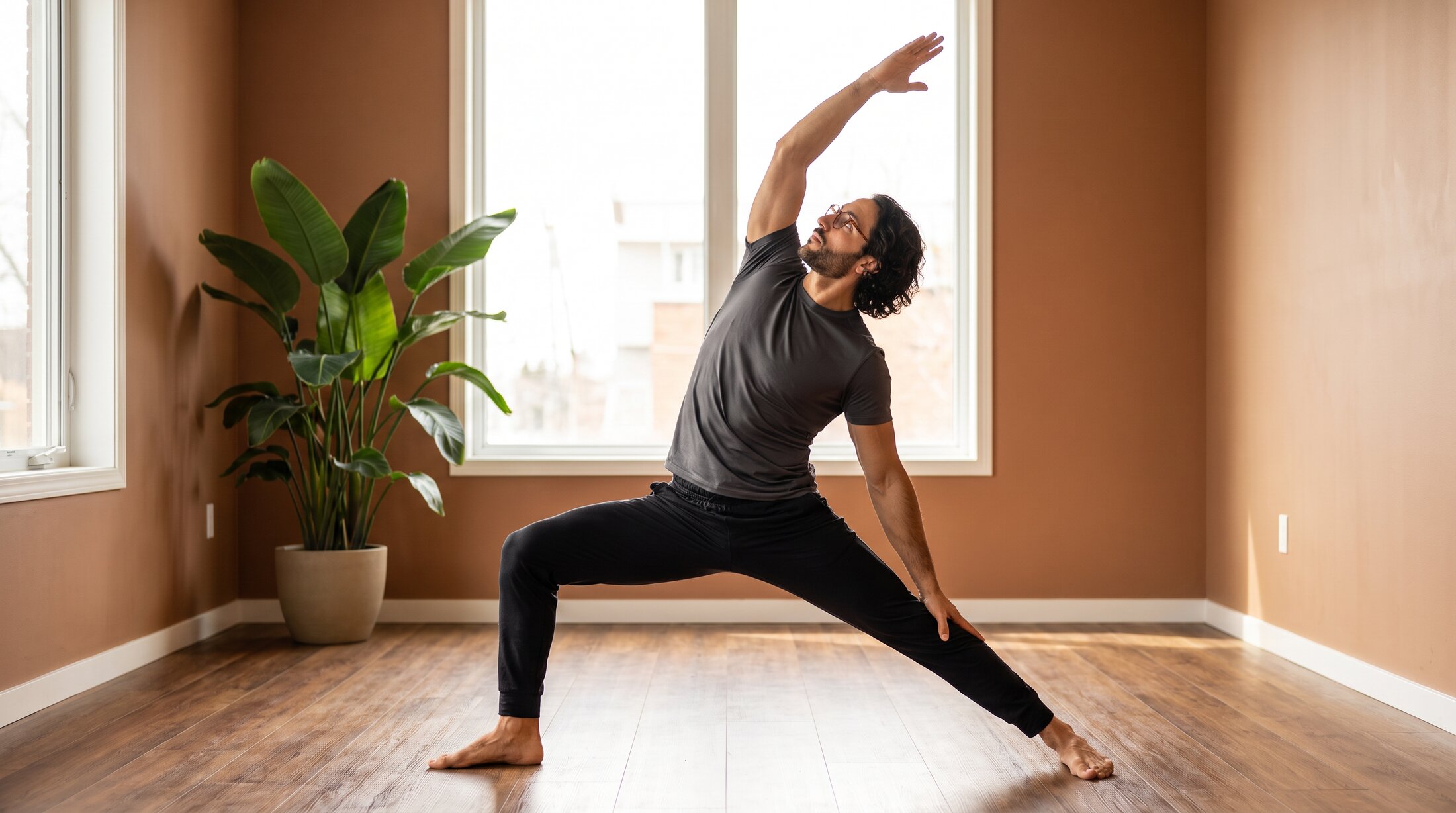 Mathias Soler en pleine posture de yoga